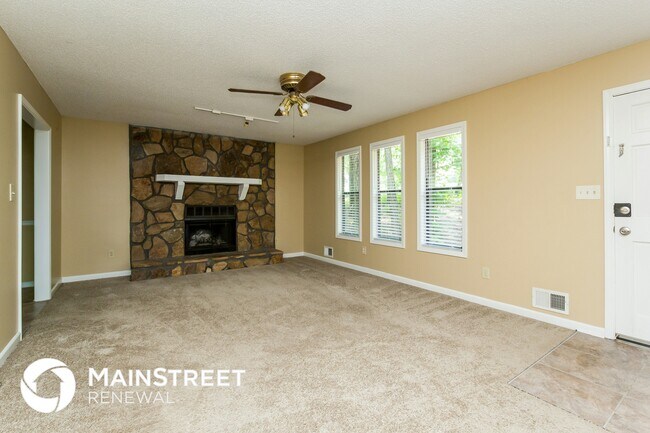 Building Photo - 505 Wood Crest Ct