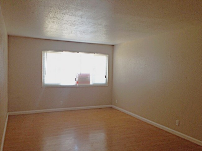 Photo - 01632 Apartment