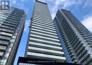 Building Photo - 28 Wellesley St E