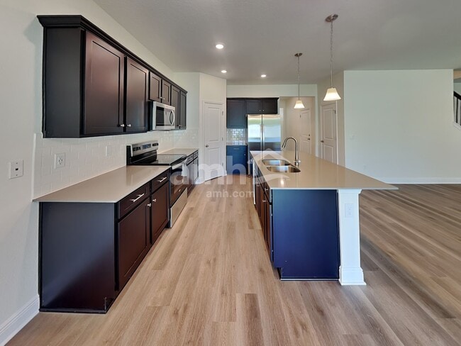 Building Photo - 1054 Heavenly Dr