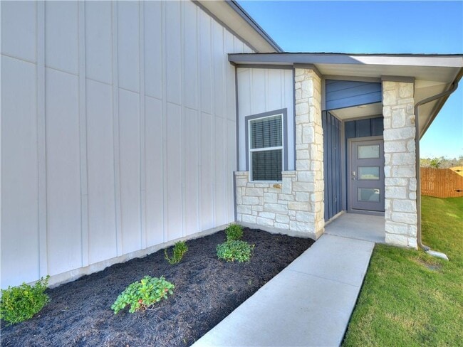 Foto del edificio - 7512 Daves Landing Dr