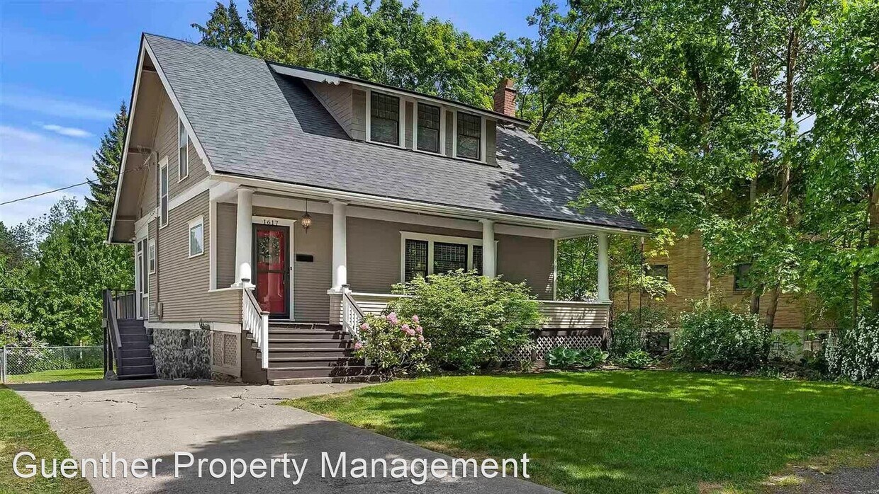 Primary Photo - 3 br, 1.5 bath House - 1617 S Grand
