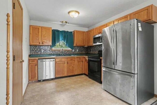 Building Photo - 377 Cobblestone Dr