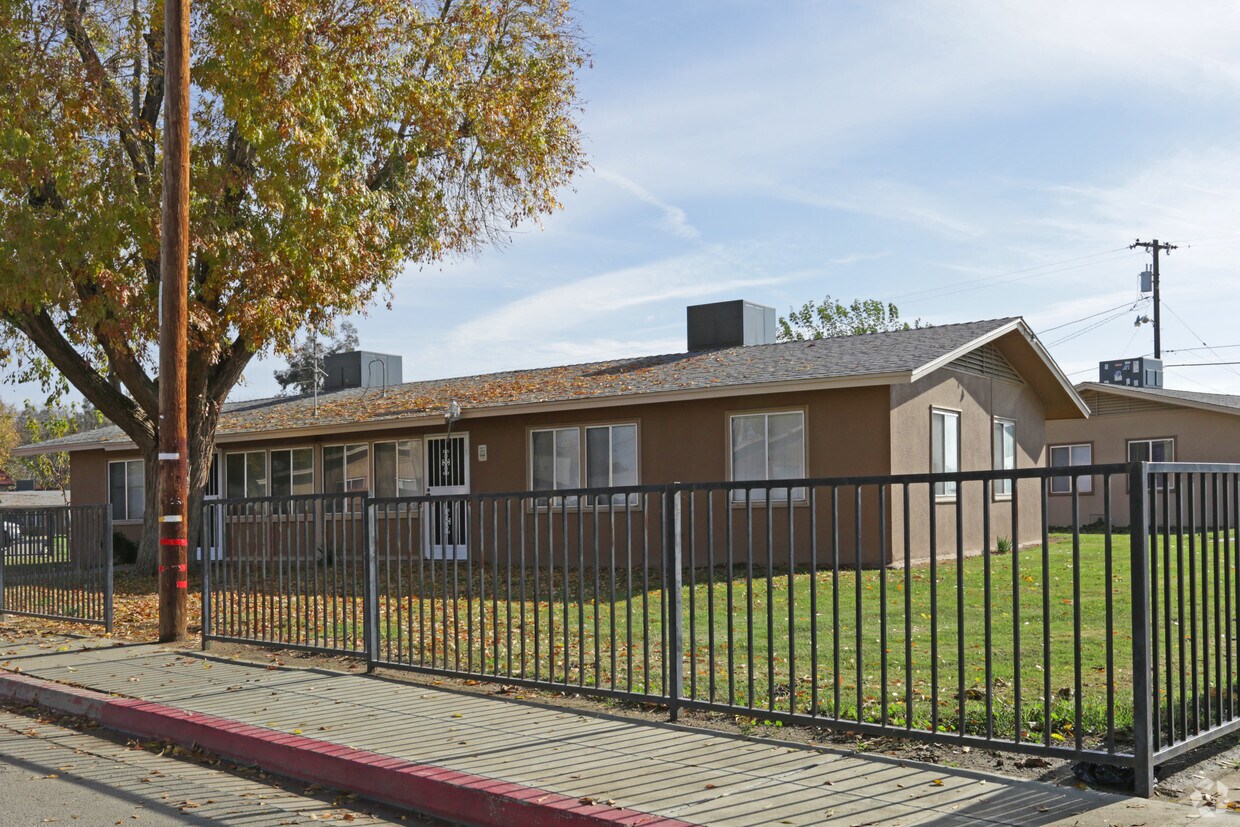 Primary Photo - Cazares Terrace
