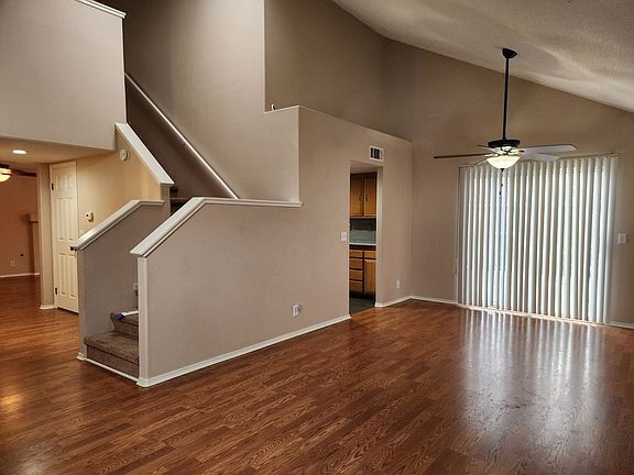 Building Photo - Clean and Spacious 3Bedroom