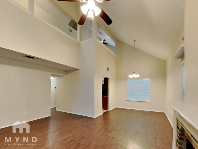 Building Photo - 6428 Fern Meadow Dr