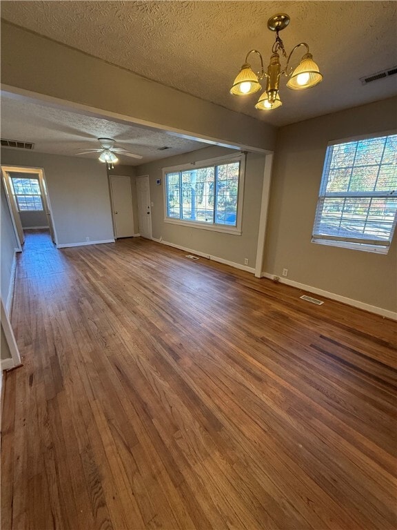 Building Photo - 939 Chester Cir