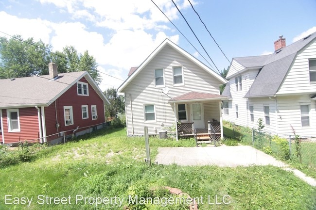 Building Photo - 3 br, 1 bath House - 2728 8 1/2 Ave