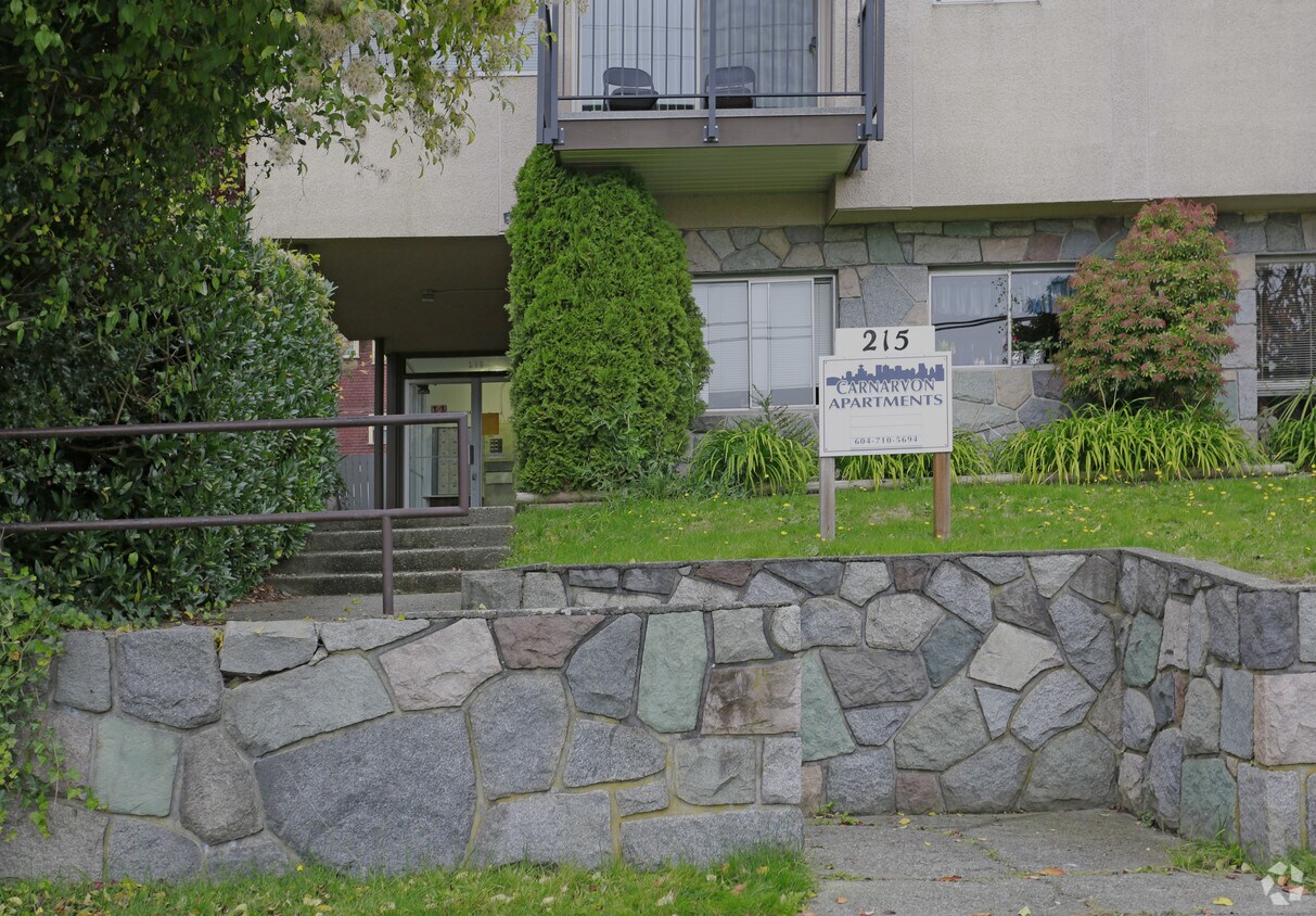 Building Photo - Carnarvon Apartments