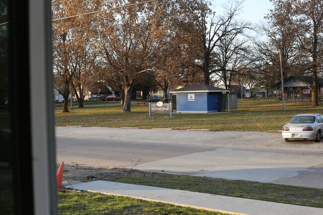 Building Photo - 1636 6th St