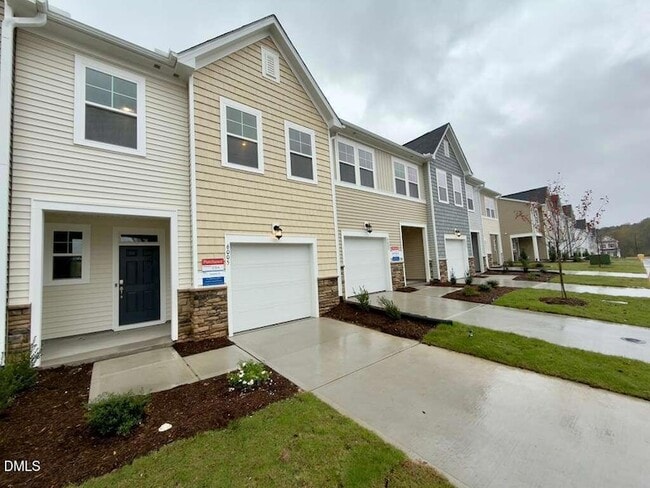 Photo - 6005 Grey Colt Wy Townhome