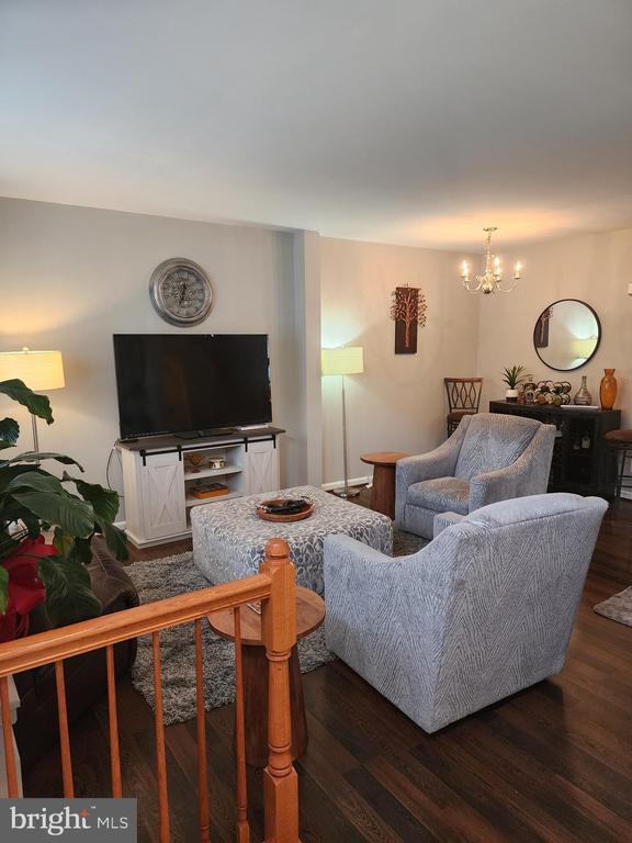 Foto del edificio - 407 Galway Ln