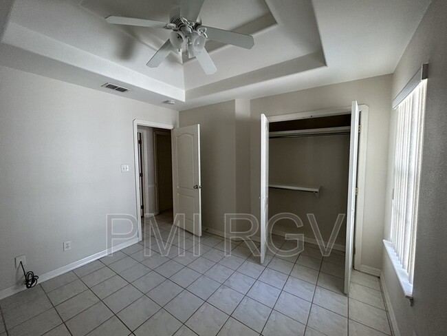 Building Photo - 1805 Tierra Dulce Dr