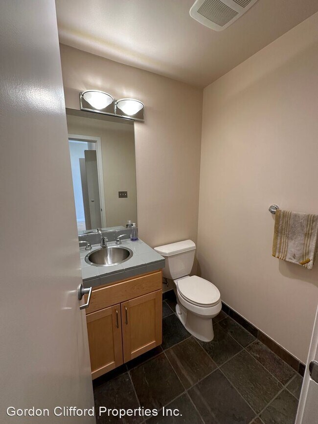 Foto del edificio - Studio, 2 bath House - 3118 18th Street, # 5