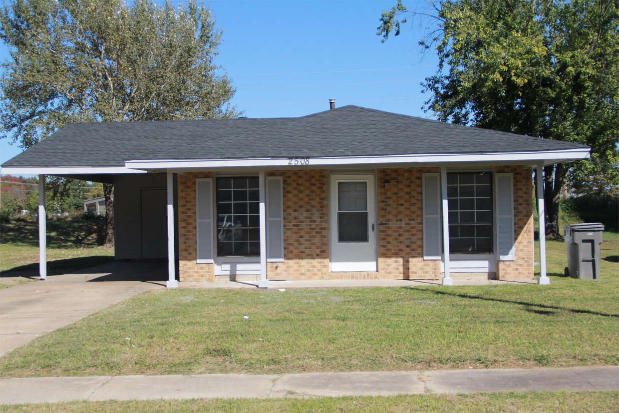 Primary Photo - 2508 Mary Jane Dr