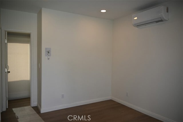 Foto del edificio - 425 Danimere Ave