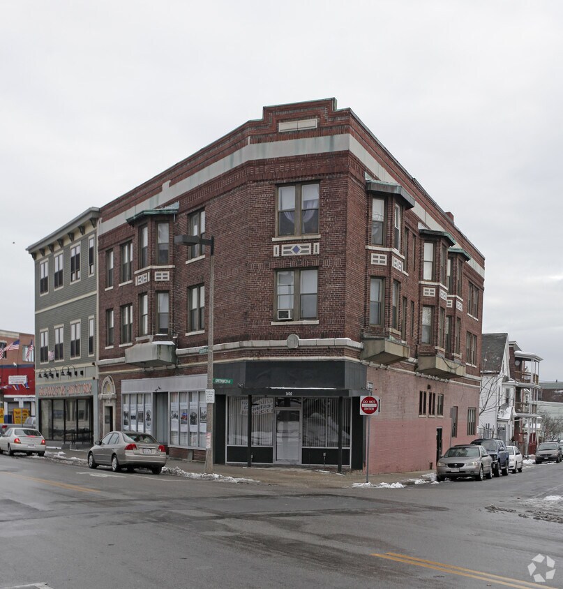 Primary Photo - 1400 Dorchester Ave