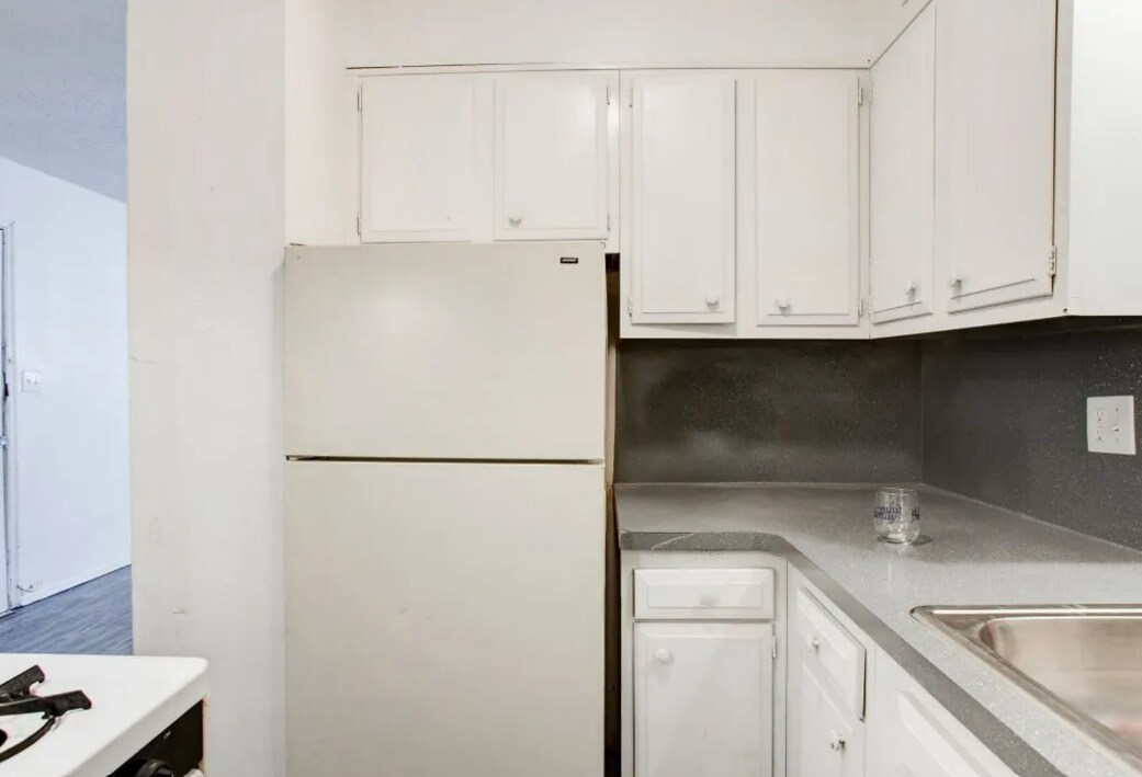 Chalet Apartments Apartments 120 NE 21st St Moore, OK