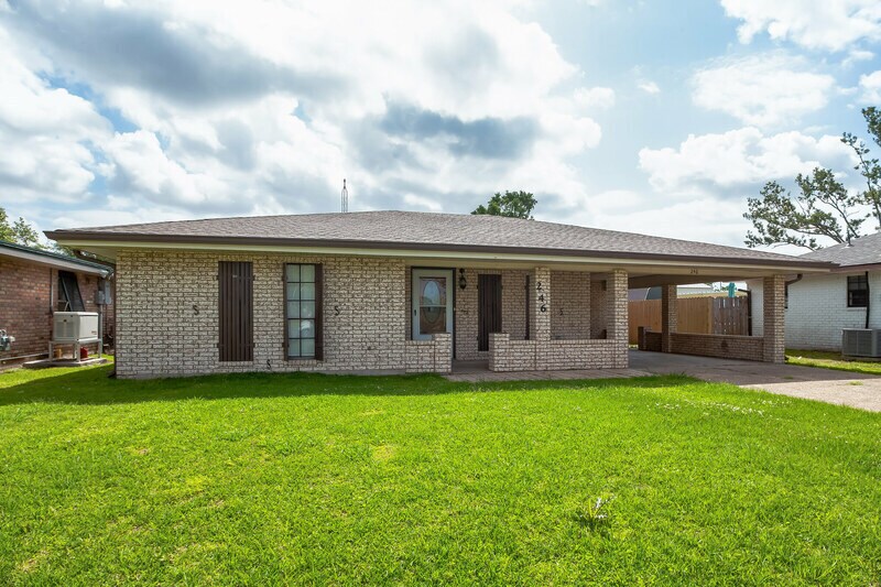 Primary Photo - 246 Guidry St