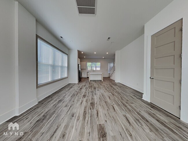 Foto del edificio - 1411 Walton Rd