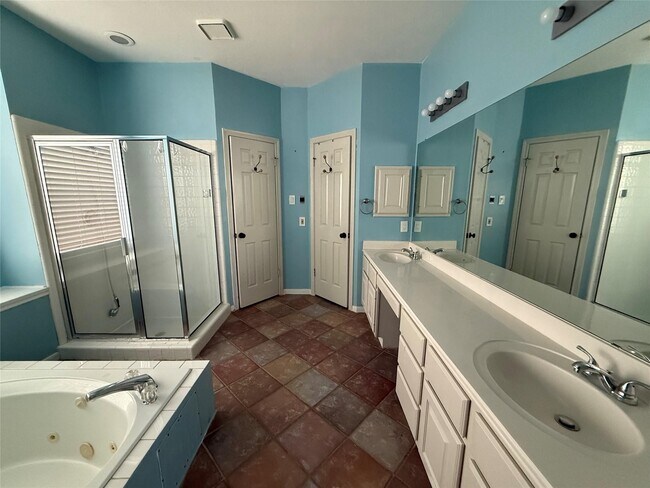 Foto del edificio - 14334 Fair Knoll Way