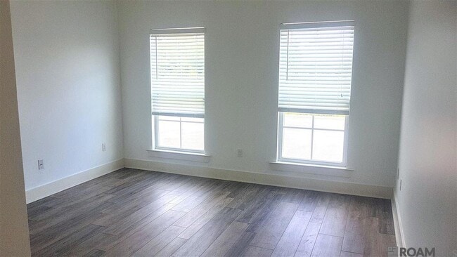 Building Photo - 40477 Sage Field Ct