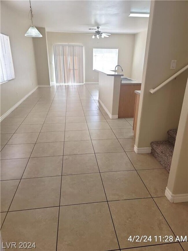 Foto del edificio - WONDERFUL SE HOME IN GATED COMMUNITY!