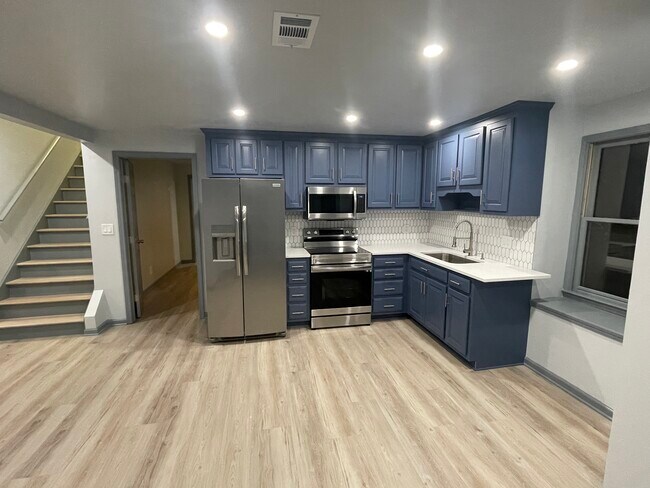 Foto del edificio - 62 Shadowlawn Rd SE