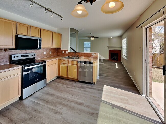 Foto del edificio - 4840 Eagle Trace Dr