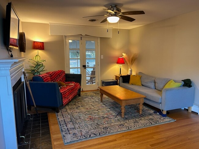 Foto del edificio - 8603 Bentridge Ln