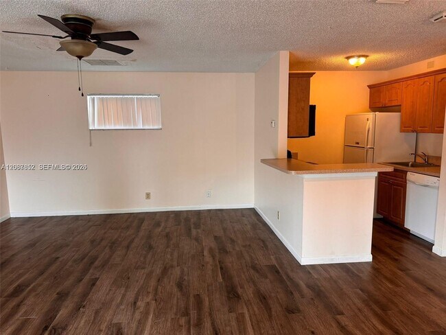 Building Photo - 11 N Crossings Cir
