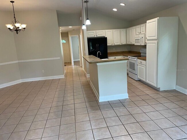 Foto del edificio - 6422 NW 109th Pl