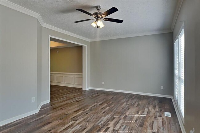 Foto del edificio - 2875 White Blossom Ln