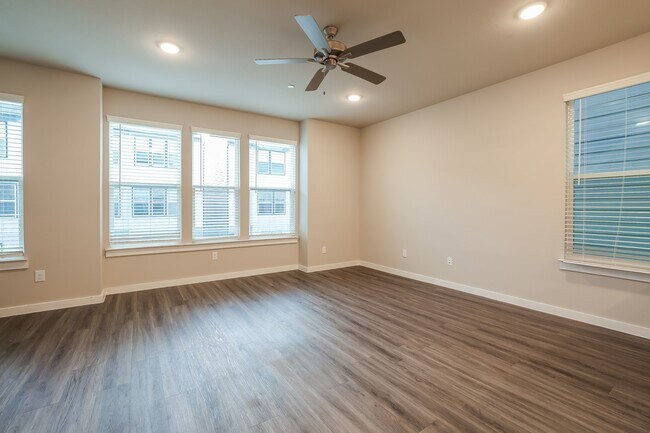 Foto del edificio - 18519 Centro Row