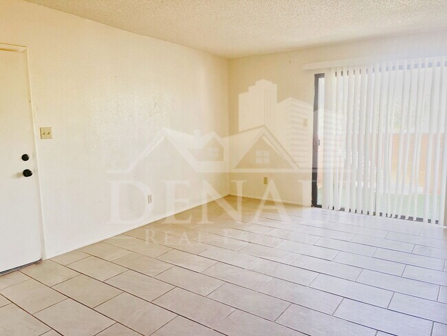Building Photo - 5757 W Eugie Ave