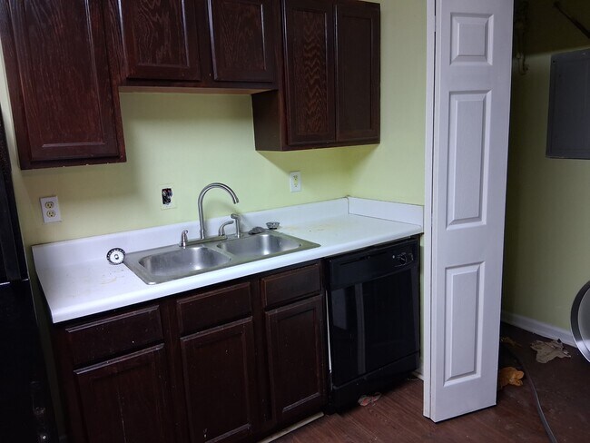 Foto del edificio - 209 E Wilson St