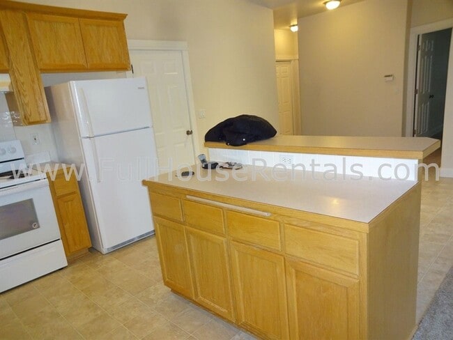 Building Photo - 3 br, 2 bath House - 3648 Countryside LN