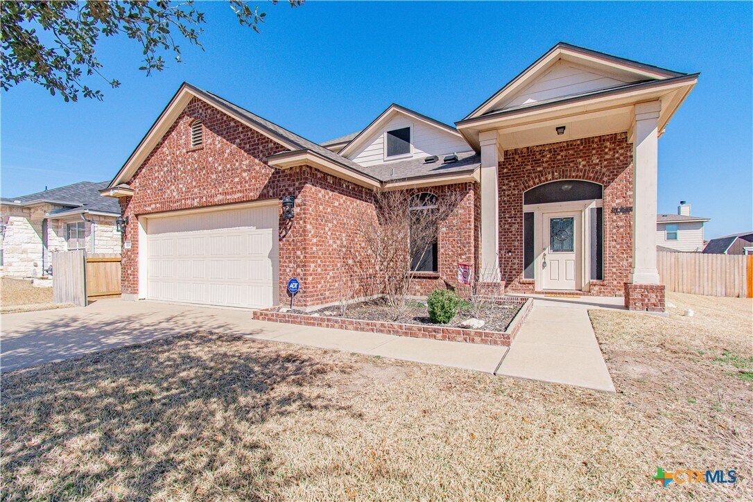 Primary Photo - 10004 Birch Tree Dr
