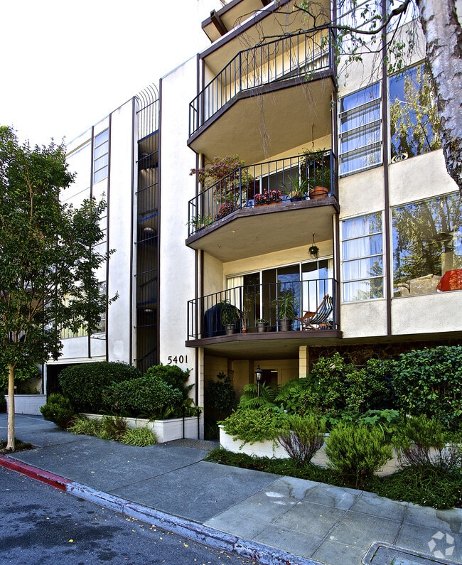 5401 Broadway Ter, Oakland, CA 94618 Apartments Oakland, CA