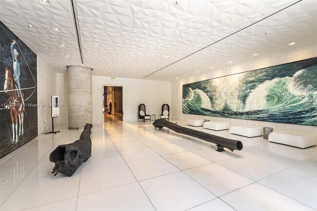 Foto del edificio - 1300 S Miami Ave