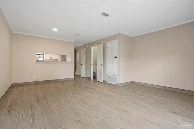Building Photo - 7250 Hilburn Rd
