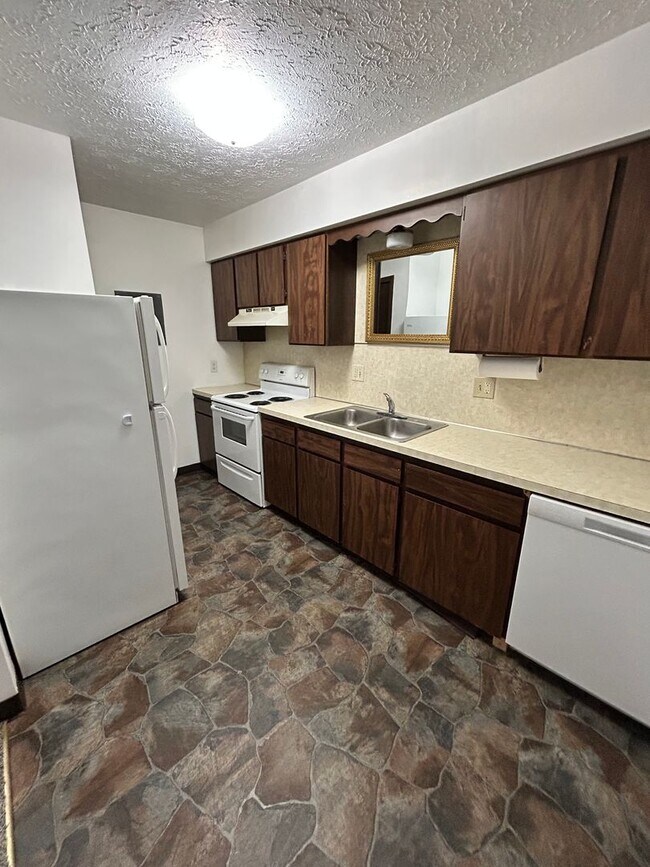 Foto del edificio - Two Bedroom Apartment
