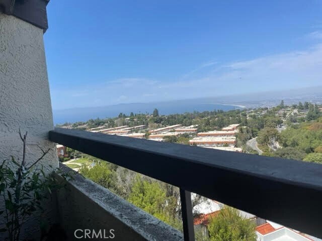 Foto del edificio - 5987 Peacock Ridge Rd