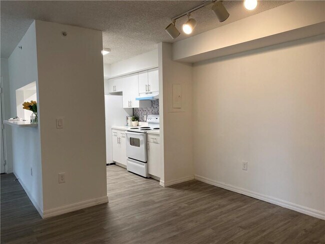 Foto del edificio - 12112 St.Andrews Pl