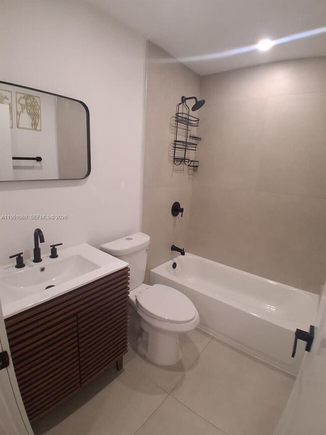 Building Photo - 1307 NW 16th St