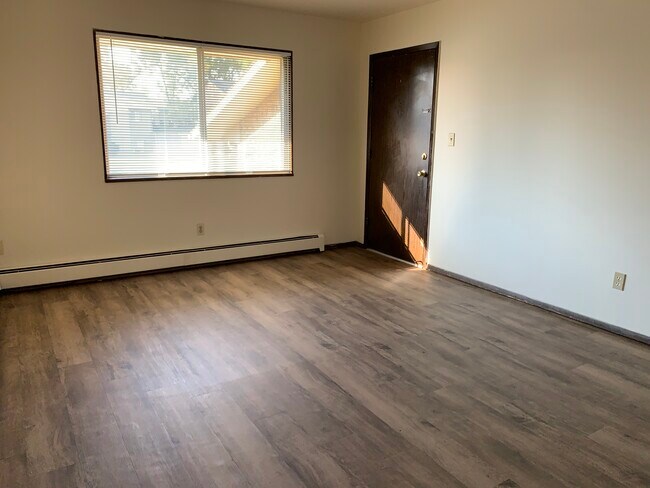 Foto del edificio - 1721 Palm Dr