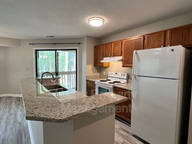 Foto del edificio - 833 New Kent Pl