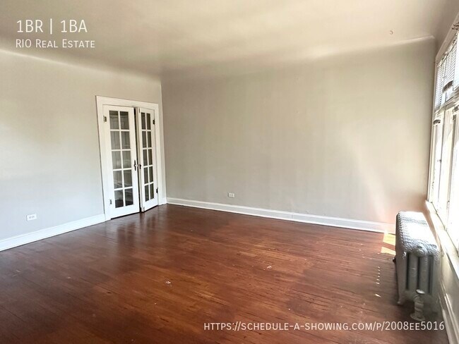 Foto del edificio - Top Floor Spacious One Bedroom in Capitol ...