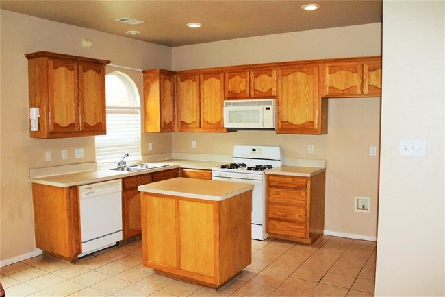 Building Photo - 5628 Nacona Dr