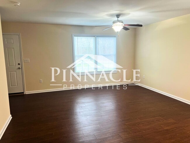 Building Photo - 735 Old Graves Mill Rd